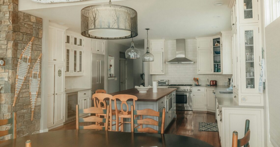 Luxe et simplicité : harmonie parfaite pour votre intérieur